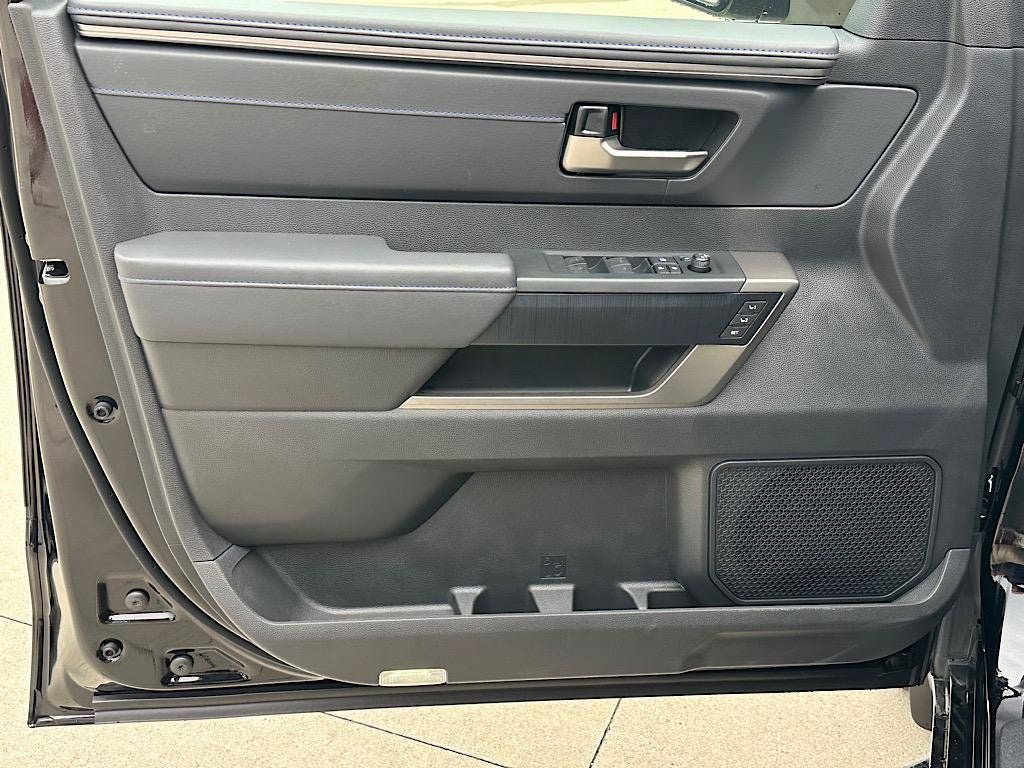 New 2026 Toyota Sequoia Platinum w/ TRD Off-Road Package AWD/4WD image 9