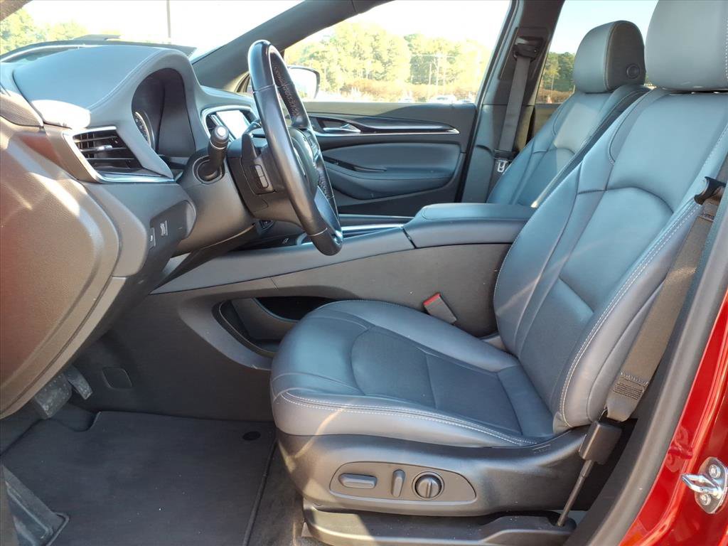Used 2023 Buick Enclave Essence w/ Experience Buick Package image 3