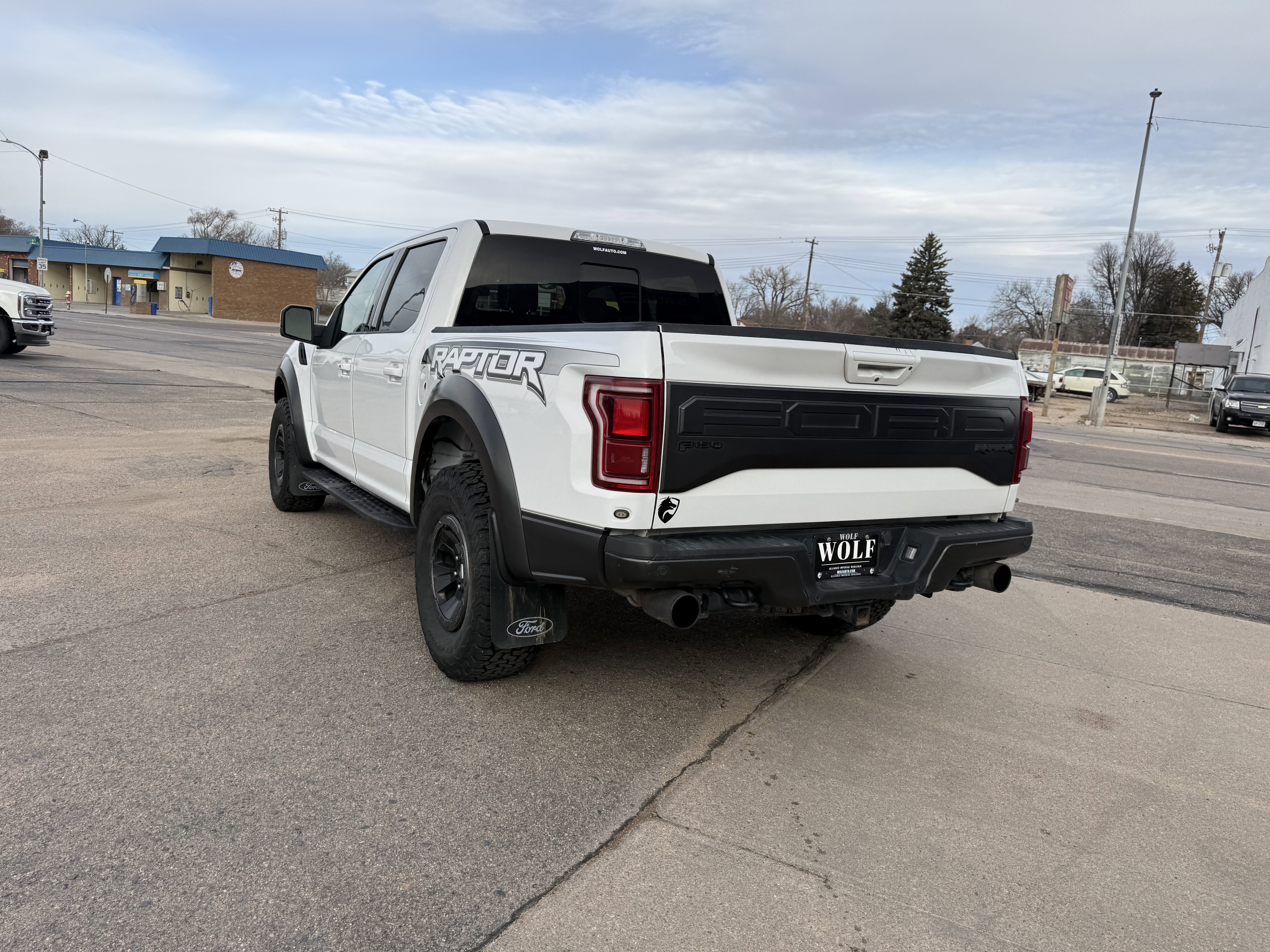 Used 2017 Ford F150 Raptor w/ Equipment Group 802A Luxury image 8