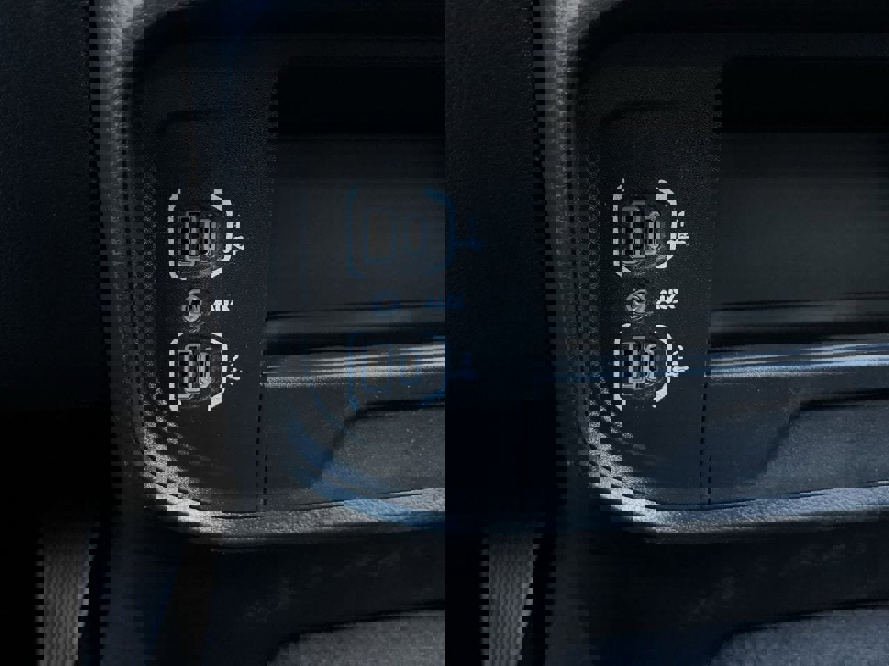 Used 2024 RAM 2500 Big Horn image 23