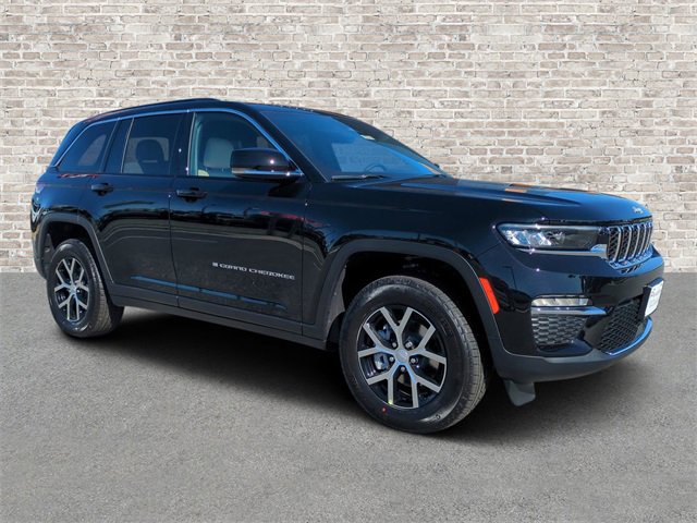 New 2025 Jeep Grand Cherokee Limited w/ Trailer Tow Package