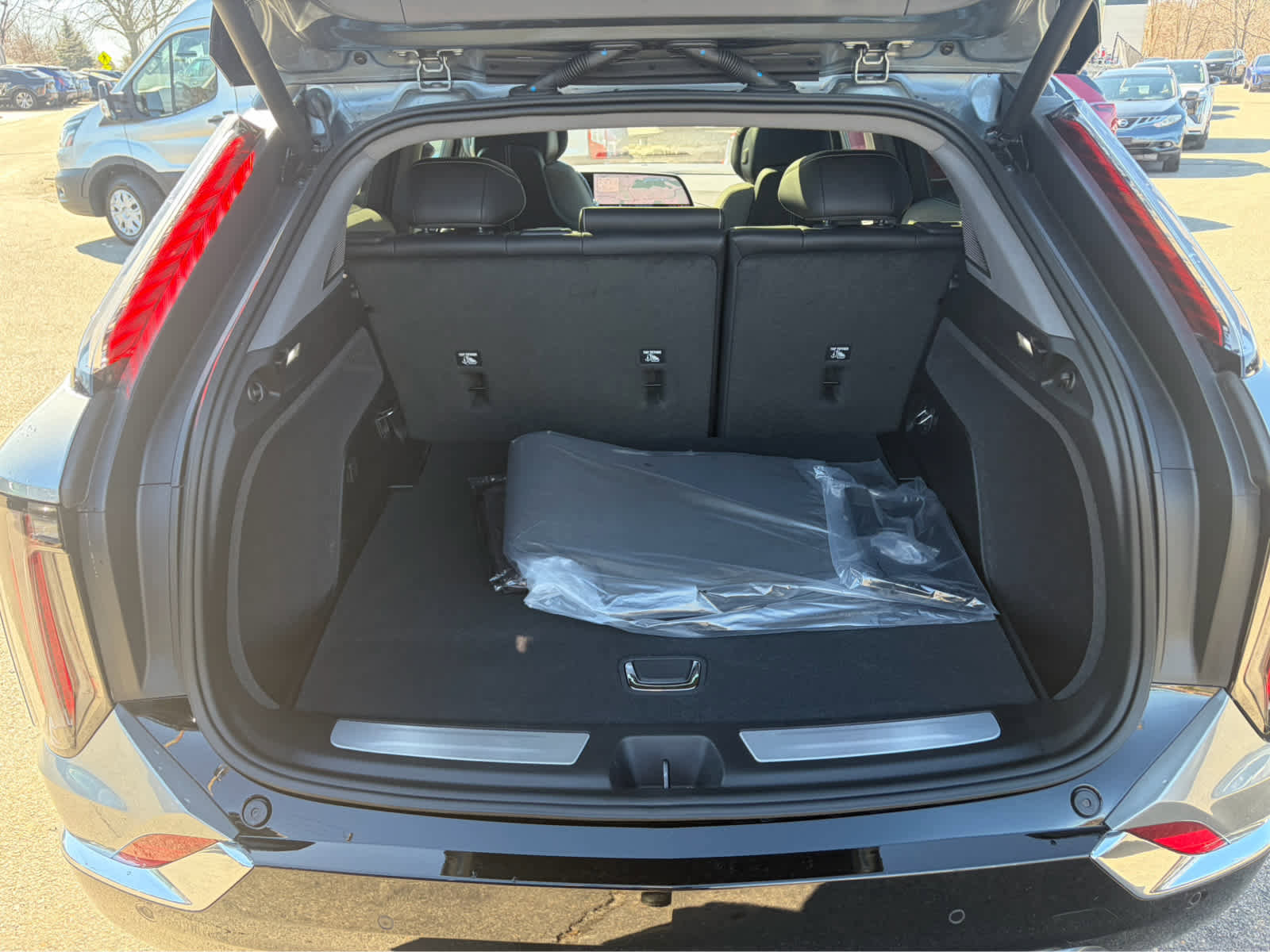 Used 2026 Cadillac Optiq Luxury 1 AWD/4WD image 37