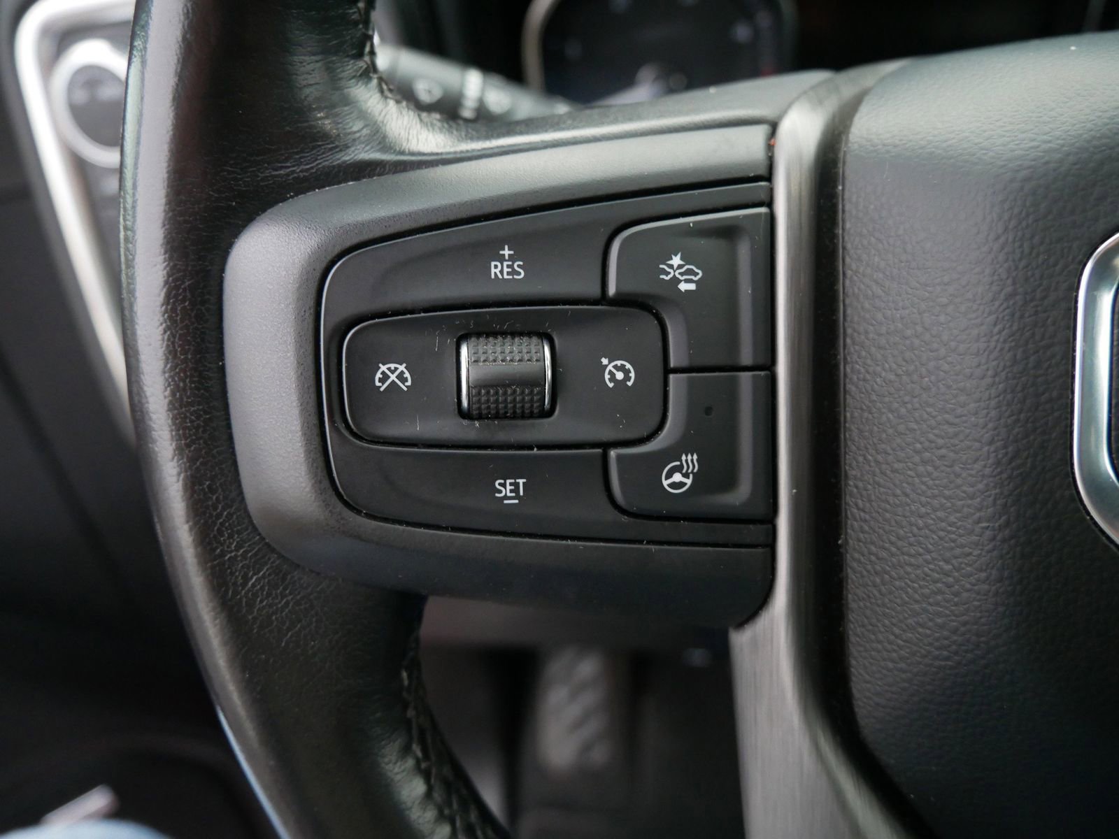 Used 2022 GMC Sierra 3500 Denali image 27