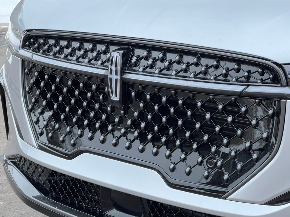 New 2026 Lincoln Nautilus Reserve w/ Jet Appearance Package AWD/4WD image 34