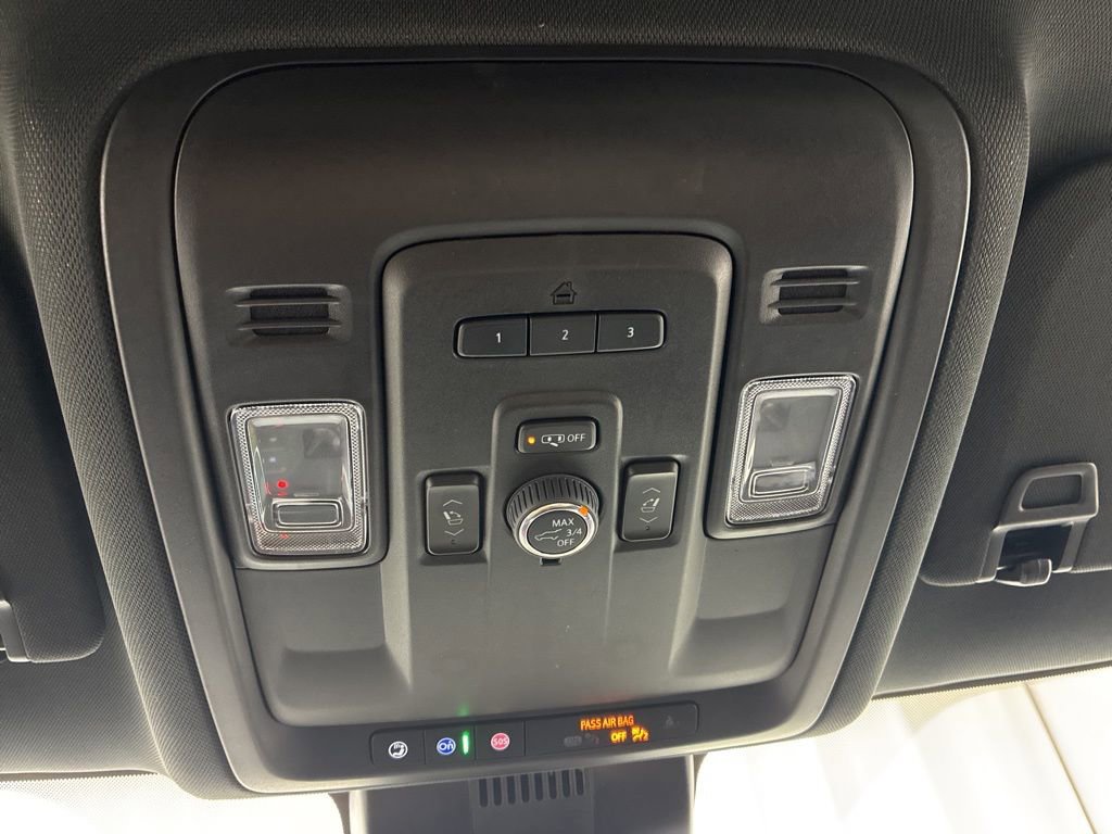 Used 2024 Chevrolet Tahoe RST w/ Luxury Package image 23