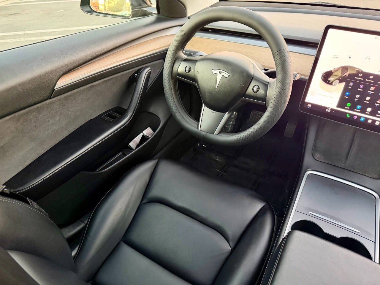 Used 2023 Tesla Model 3 Standard Range RWD image 19