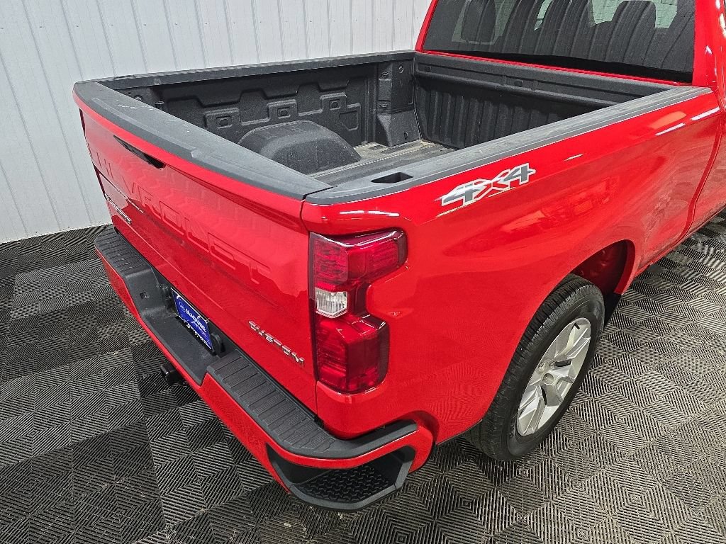 Used 2023 Chevrolet Silverado 1500 Custom AWD/4WD image 11