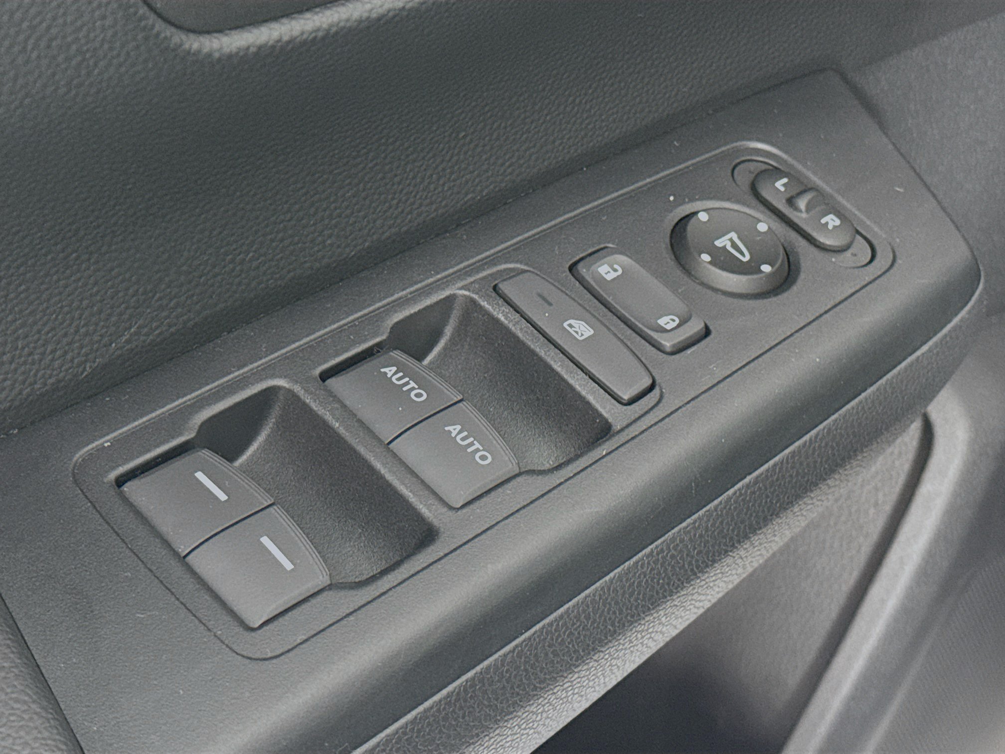 Certified 2024 Honda CR-V EX image 17