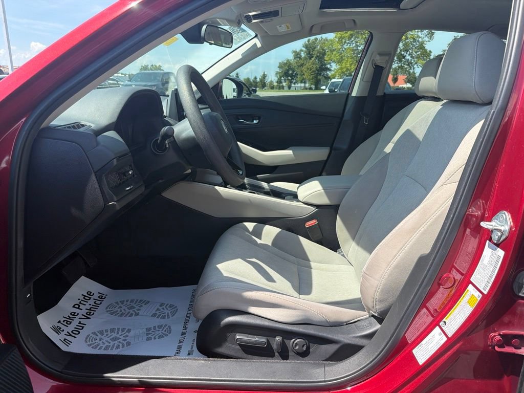 Certified 2024 Honda Accord EX image 22