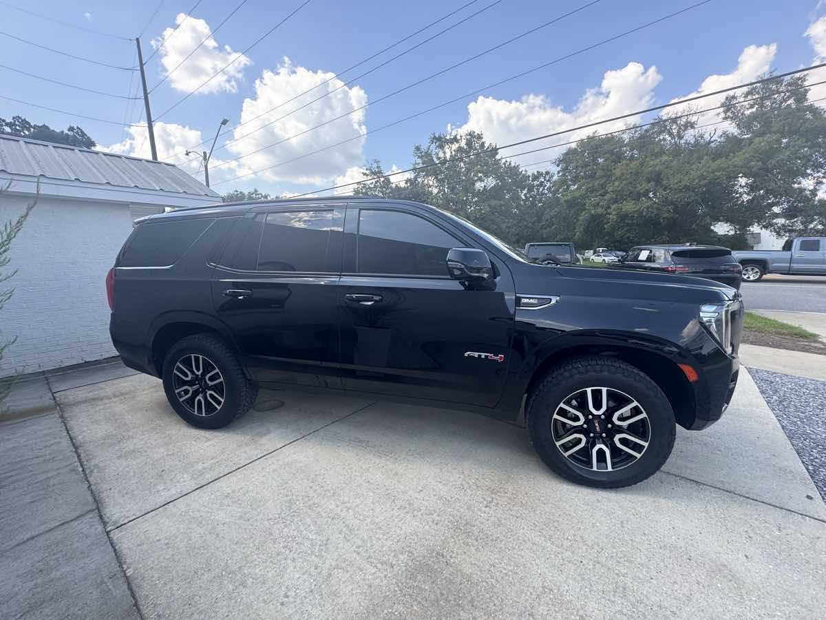 Used 2021 GMC Yukon AT4 AWD/4WD image 4