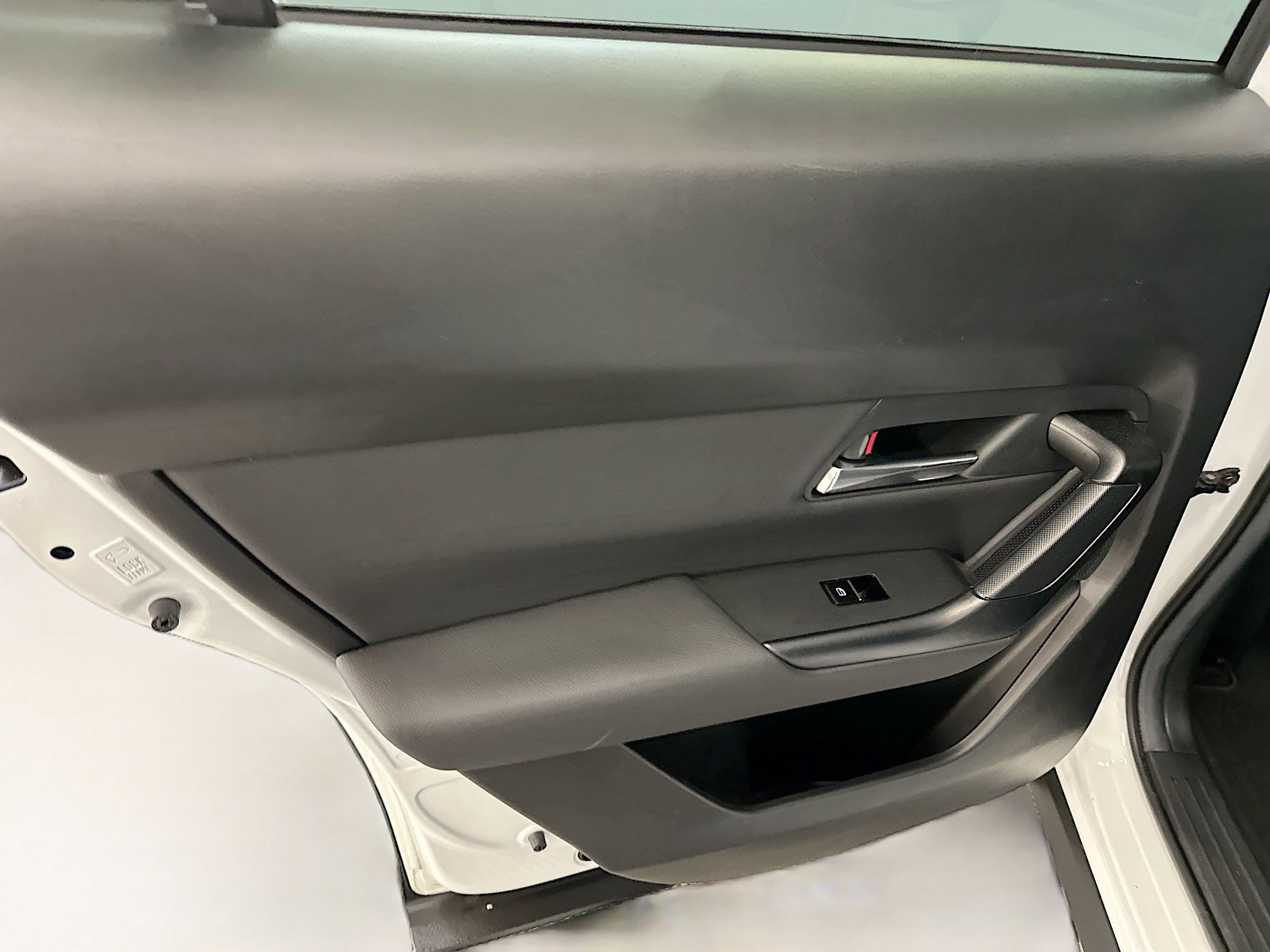 Used 2025 MAZDA CX-50 AWD 2.5 S w/ Premium Plus Pkg image 28