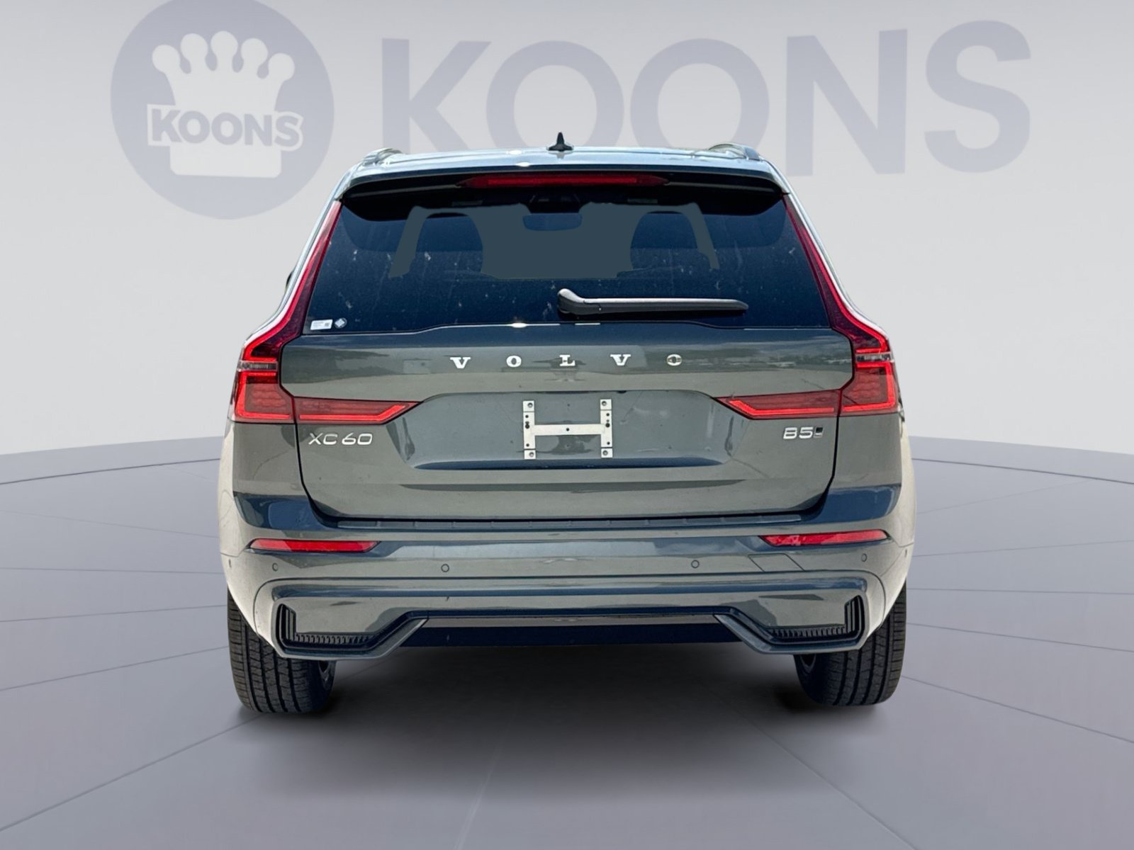 New 2026 Volvo XC60 B5 Plus w/ Protection Package Premier AWD/4WD image 5