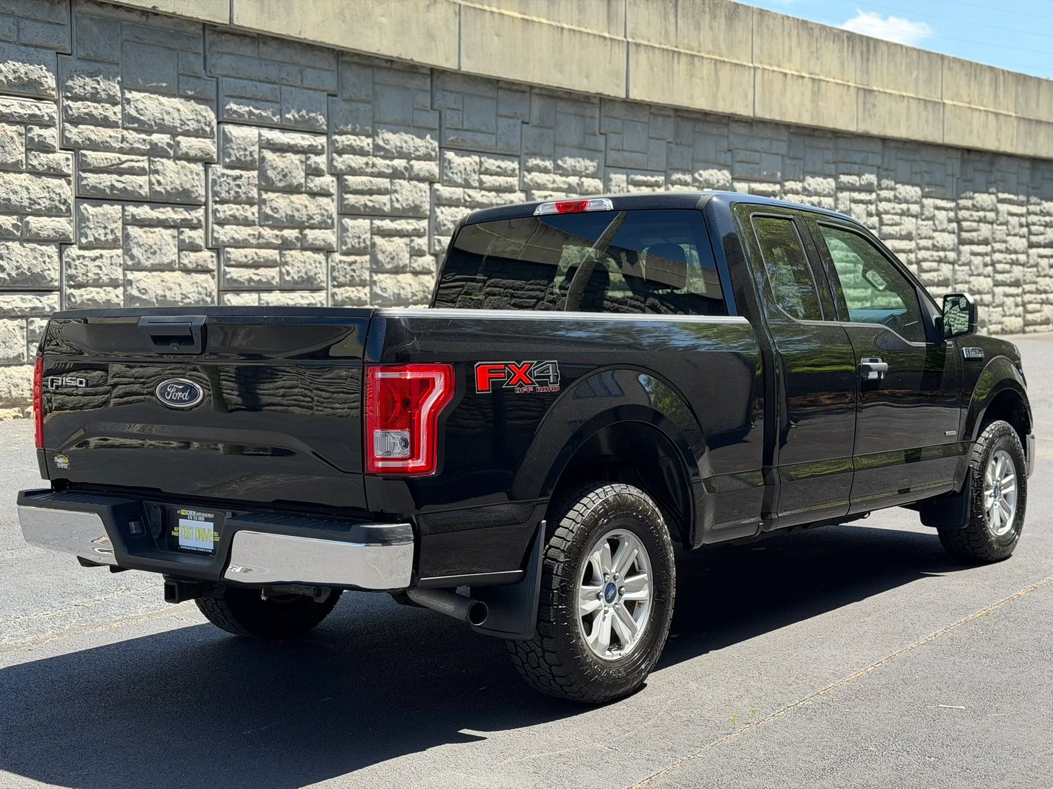 Used 2016 Ford F150 XLT w/ Trailer Tow Package AWD/4WD image 7