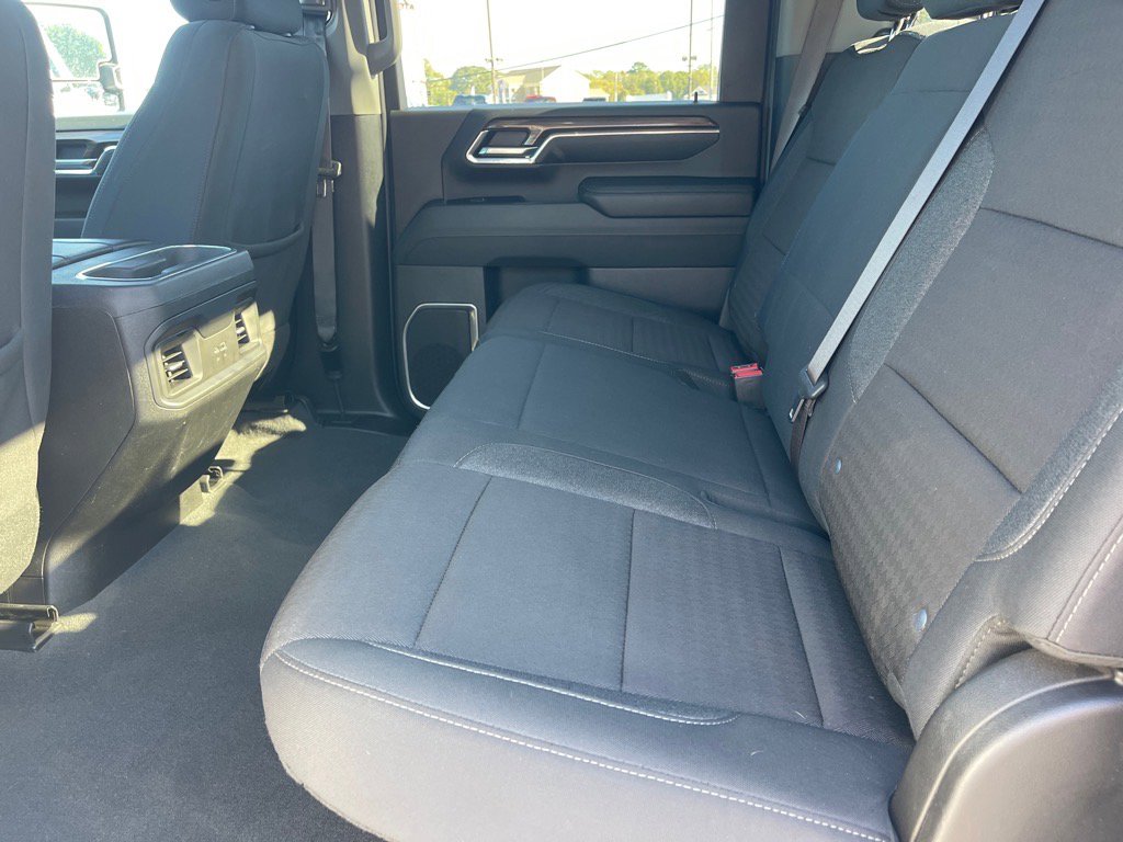 Used 2024 Chevrolet Silverado 3500 LT w/ Safety Package image 12