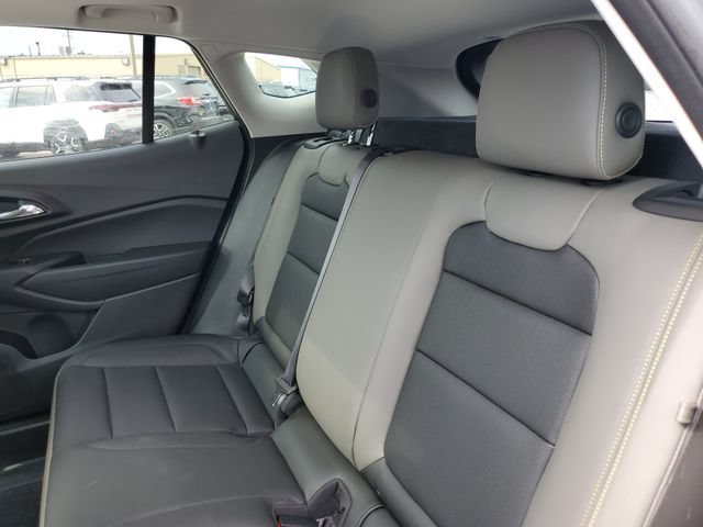 Used 2024 Chevrolet Trax ACTIV w/ Sunroof Package FWD image 26