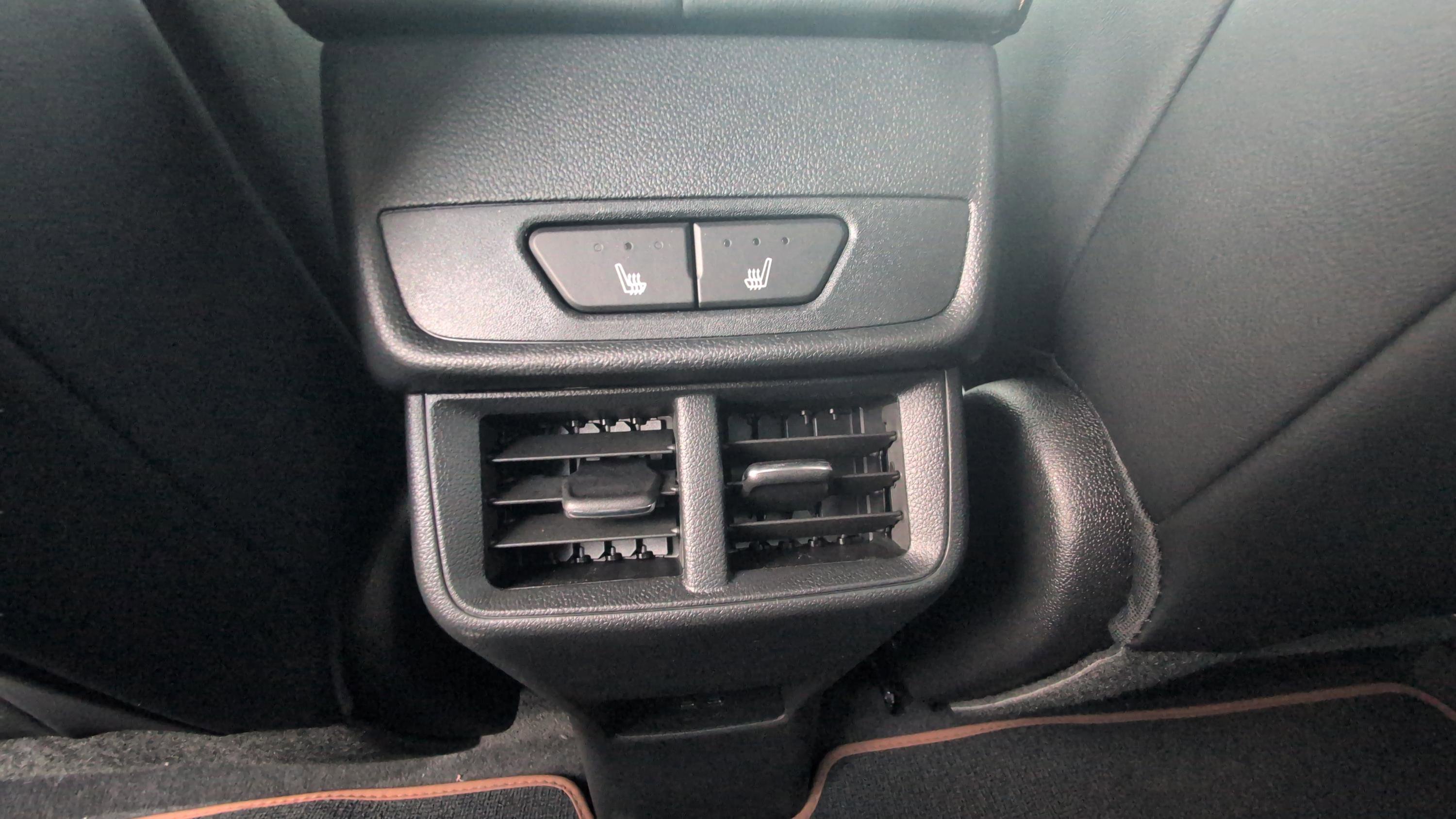 New 2026 GMC Terrain AT4 w/ Convenience Package III image 17