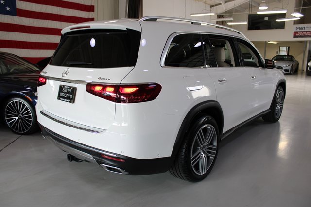 Used 2024 Mercedes-Benz GLS 450 4MATIC image 44