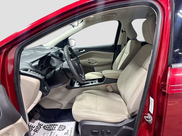 Used 2018 Ford Escape SE w/ SE Sync 3 Package FWD image 17