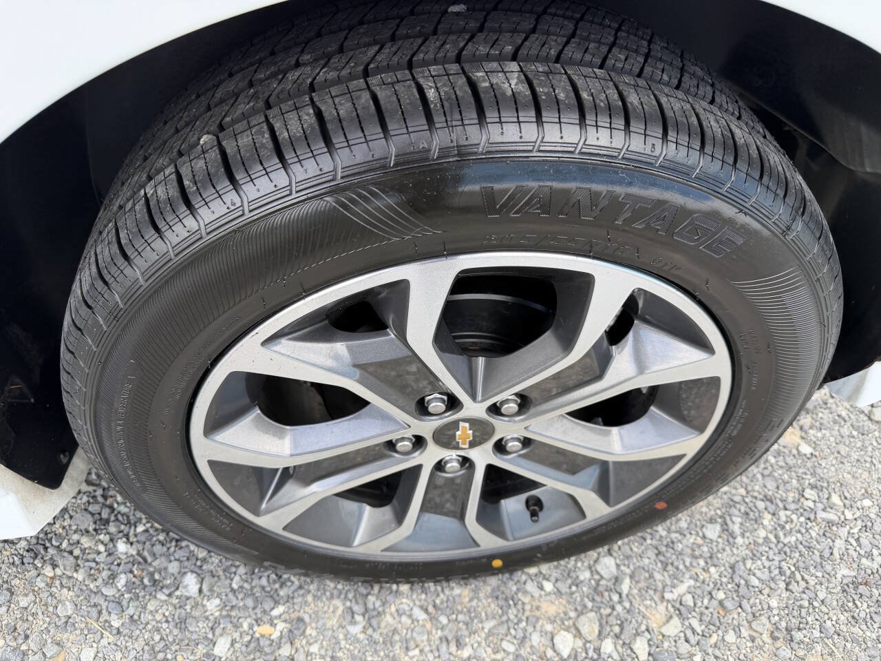 Used 2017 Chevrolet Sonic LT FWD image 15