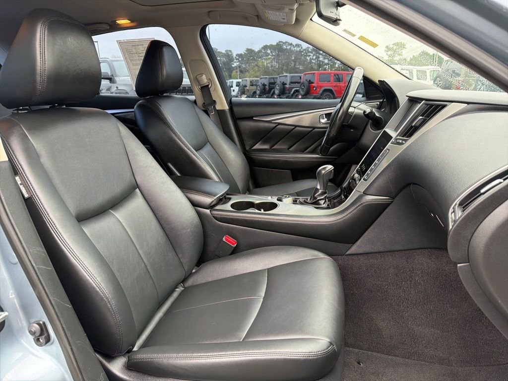 Used 2016 INFINITI Q50 2.0t w/ Moonroof Package image 23
