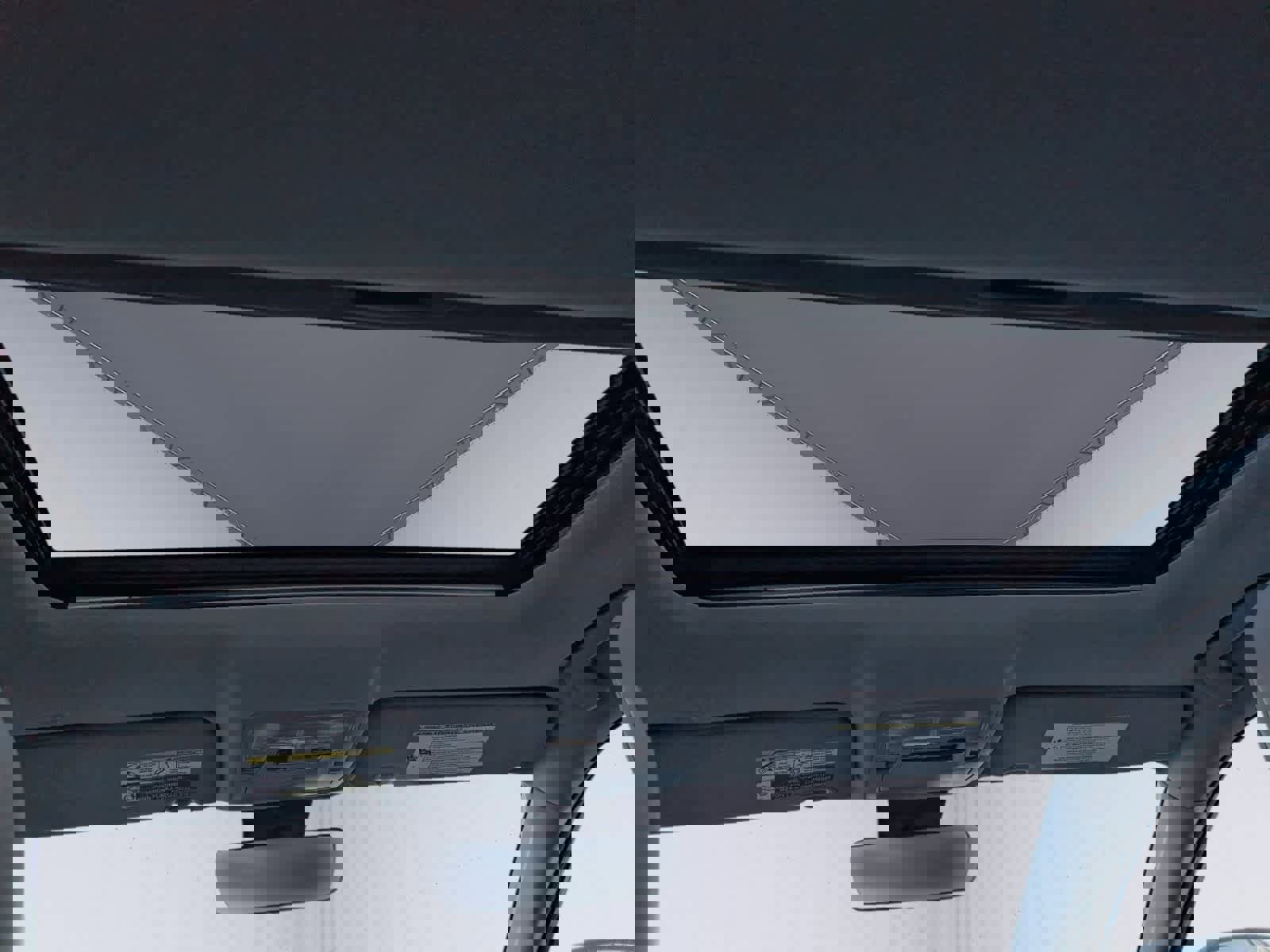 Used 2018 Toyota Highlander XLE image 19