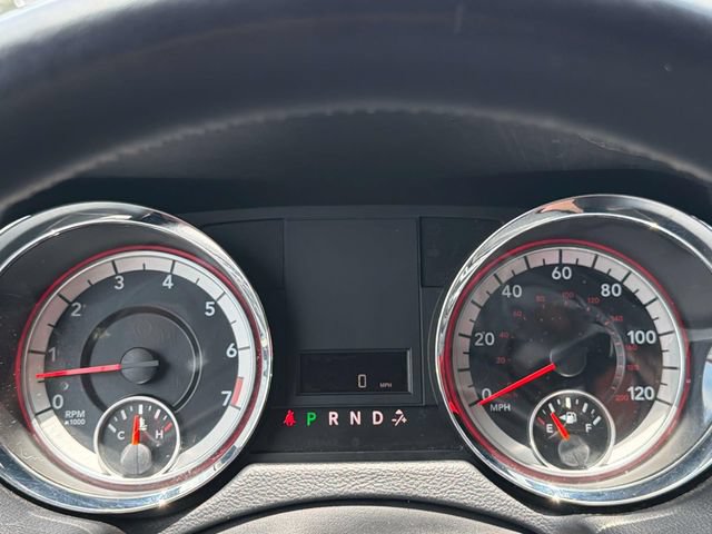 Used 2015 Dodge Grand Caravan SXT FWD image 34