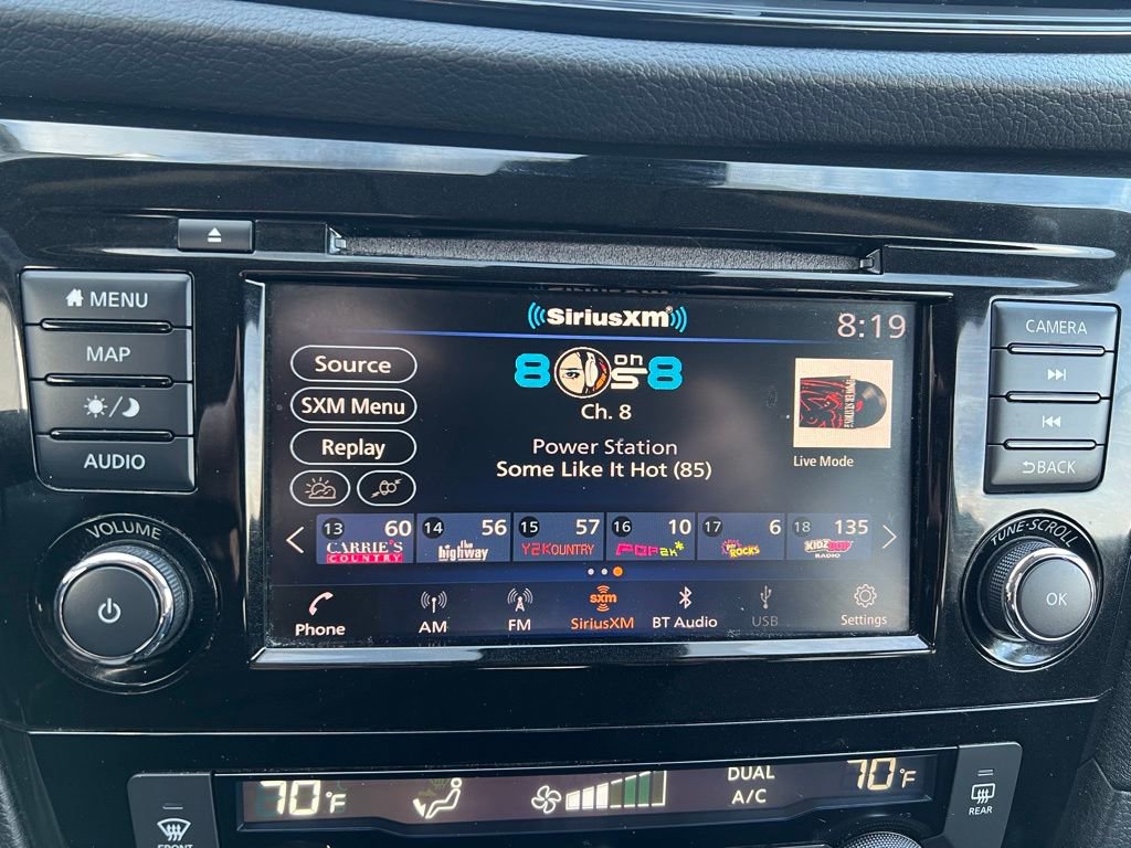 Used 2019 Nissan Rogue SV w/ Premium Package image 32