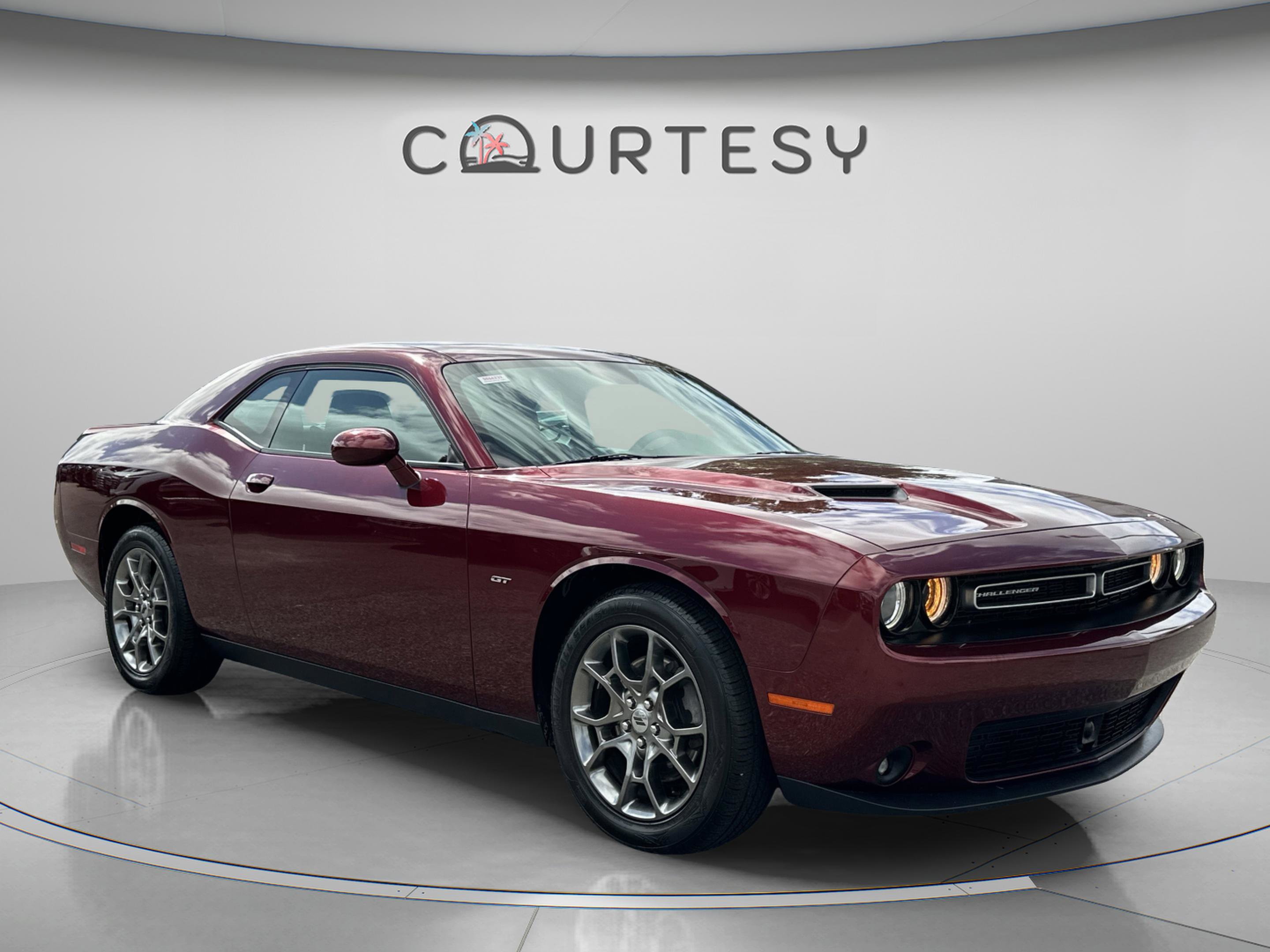 Used 2017 Dodge Challenger GT w/ Technology Group image 9