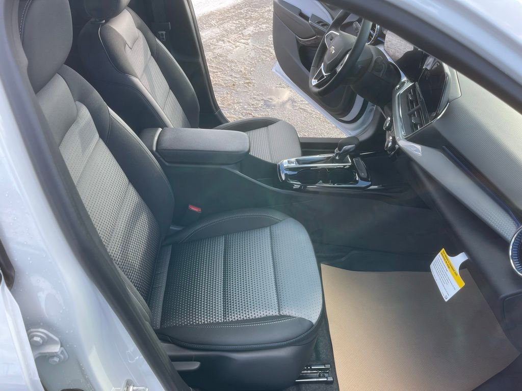 New 2026 Chevrolet Trax LT w/ LT Convenience Package image 20