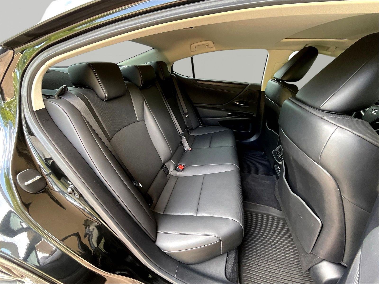 Used 2024 Lexus ES 350 w/ Premium Package FWD image 25