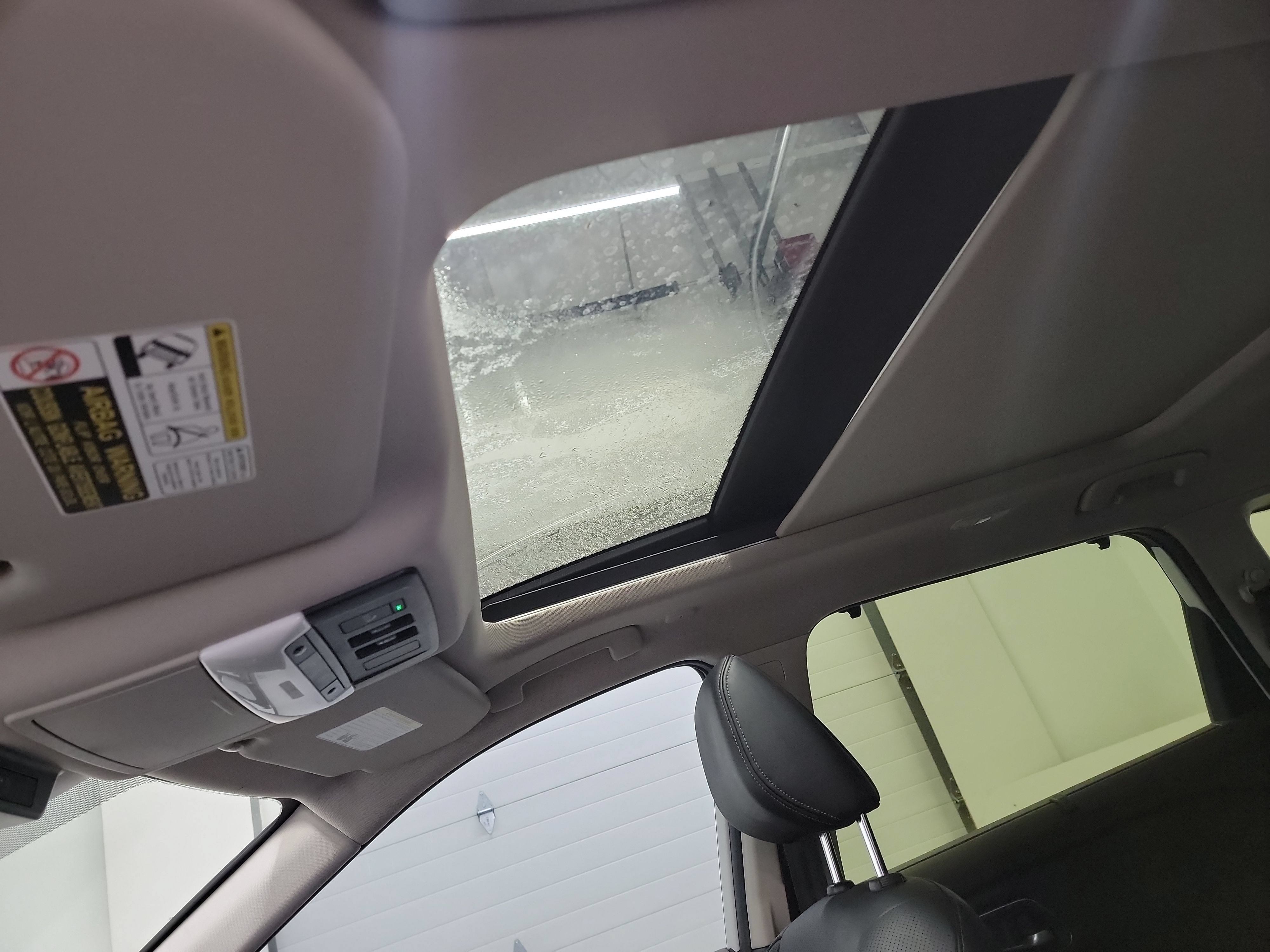 Used 2023 Nissan Rogue Platinum FWD image 24