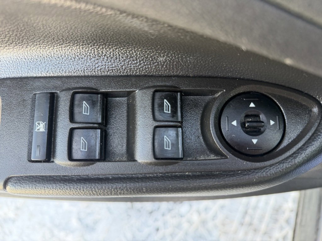 Used 2018 Ford Escape SE image 20