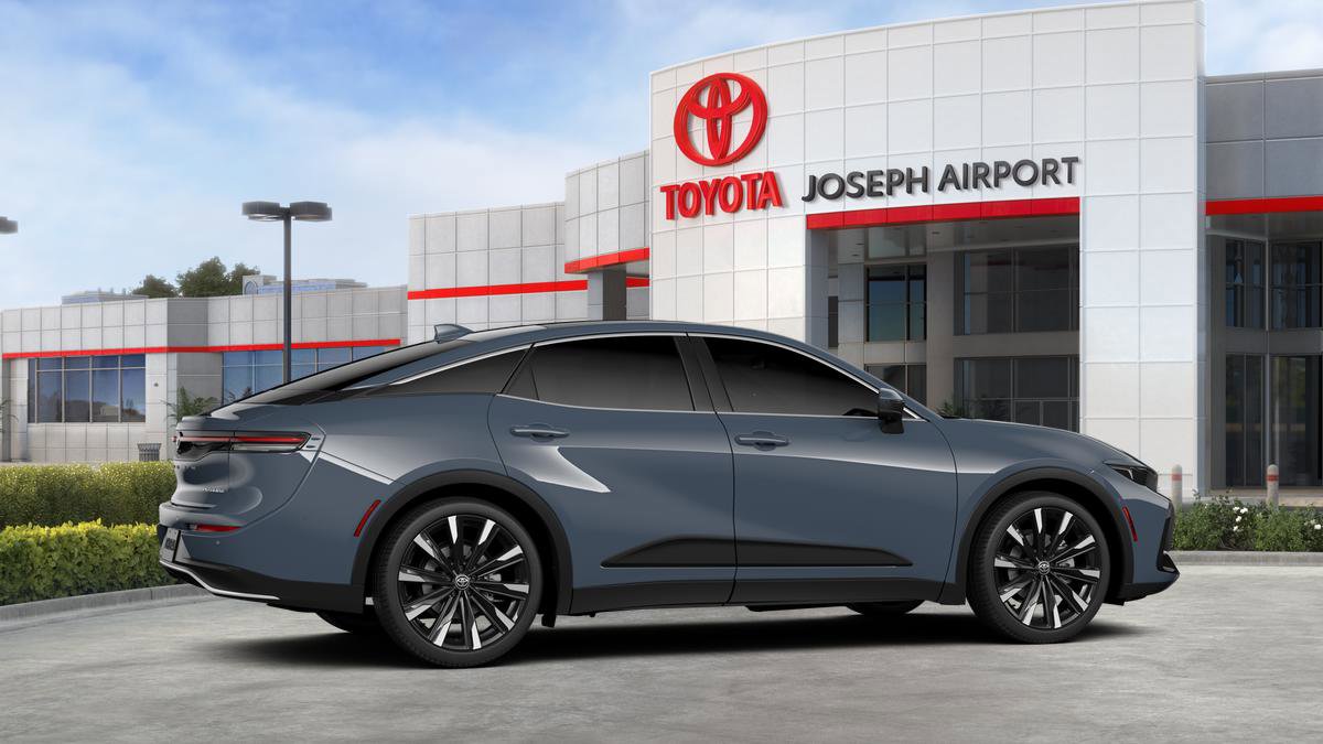 New 2026 Toyota Crown Platinum image 40