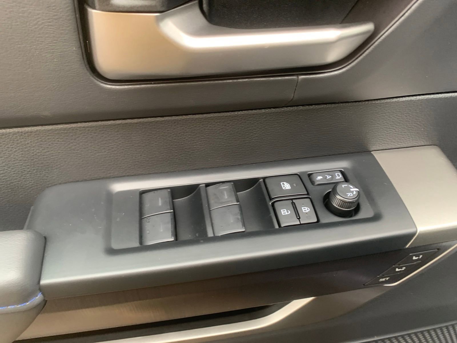 New 2026 Toyota Tundra Platinum image 12