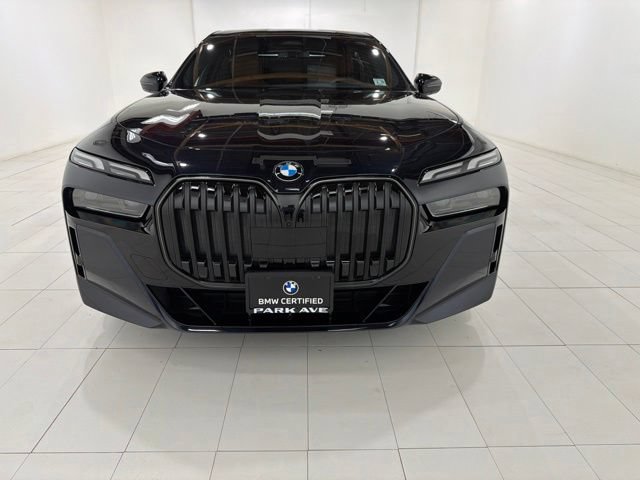Certified 2024 BMW 740i xDrive w/ Premium Package 2 AWD/4WD image 8