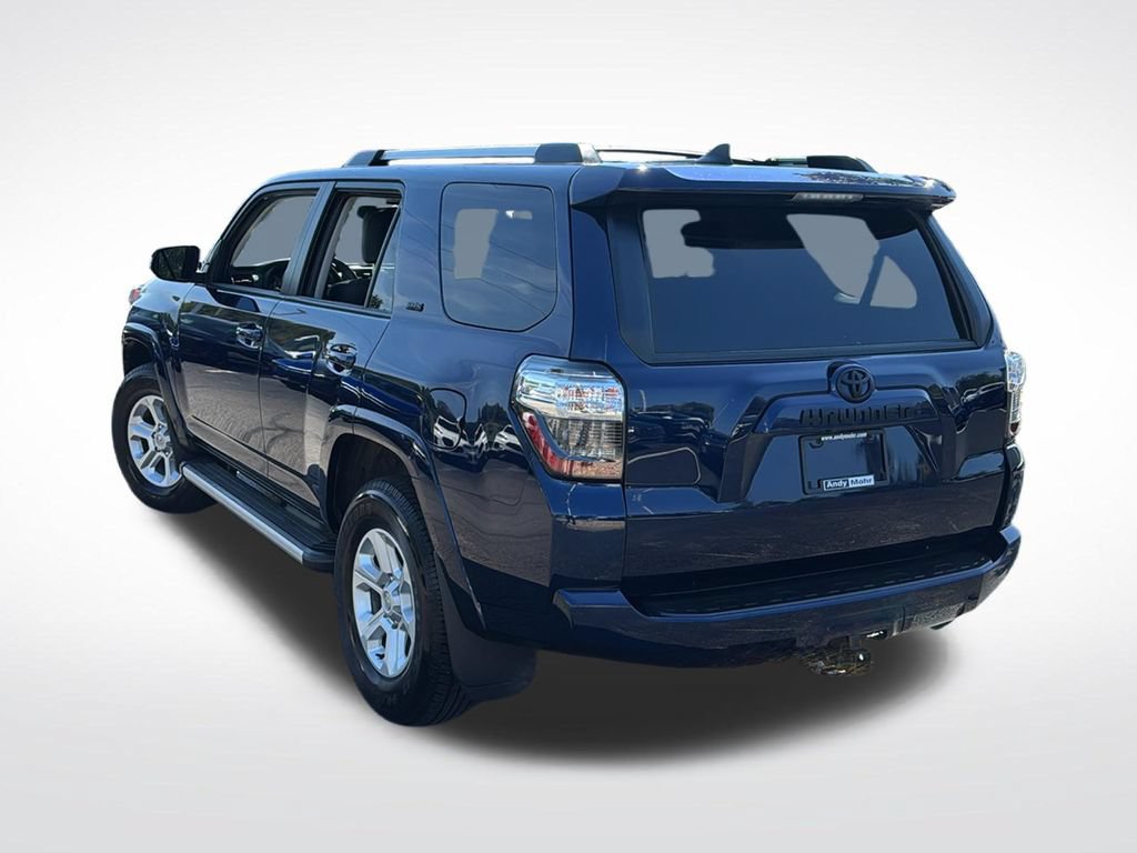 Used 2024 Toyota 4Runner SR5 Premium w/ Moonroof Package AWD/4WD image 5