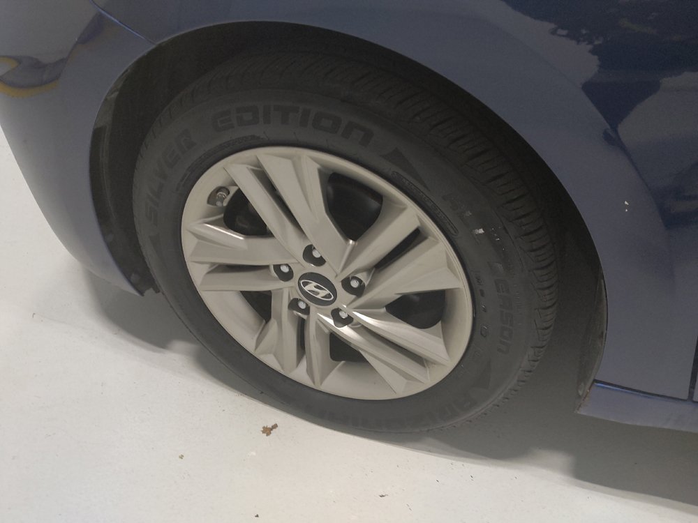 Used 2019 Hyundai Elantra SEL FWD image 31