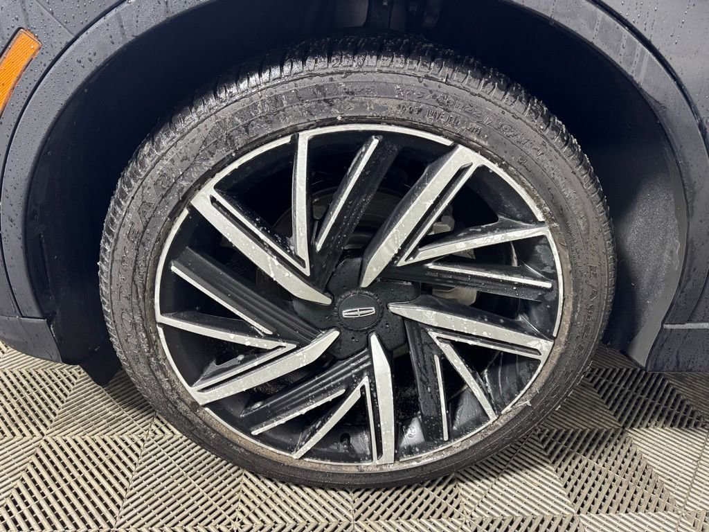 Certified 2025 Lincoln Aviator Black Label w/ Jet Appearance Package image 11