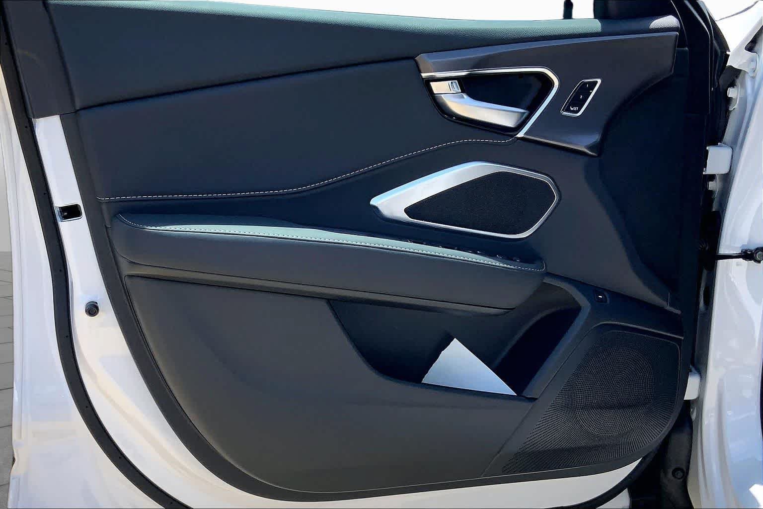 New 2026 Acura RDX SH-AWD image 10