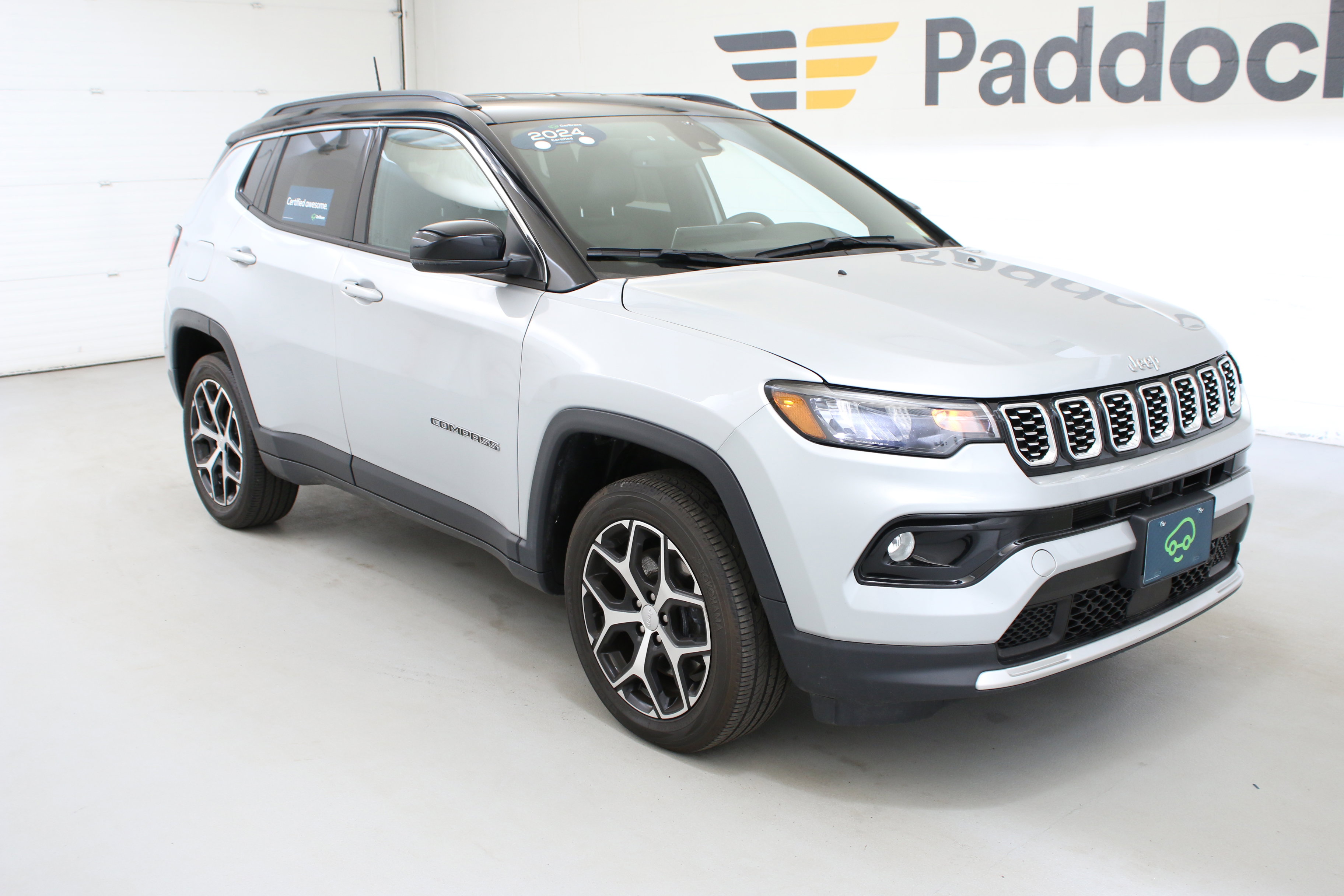 Used 2024 Jeep Compass Limited AWD/4WD image 2