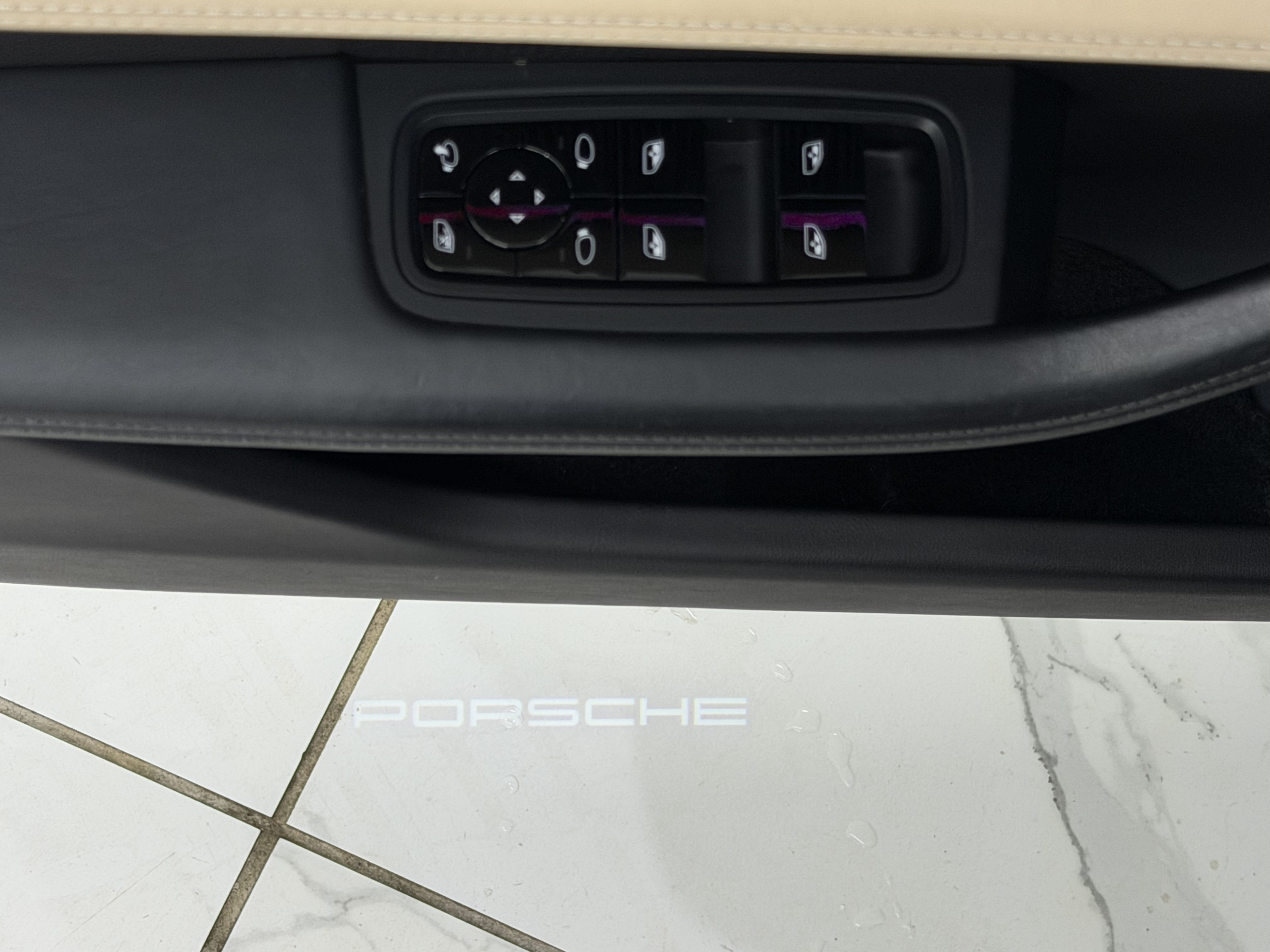Used 2021 Porsche Taycan Turbo S AWD/4WD image 30