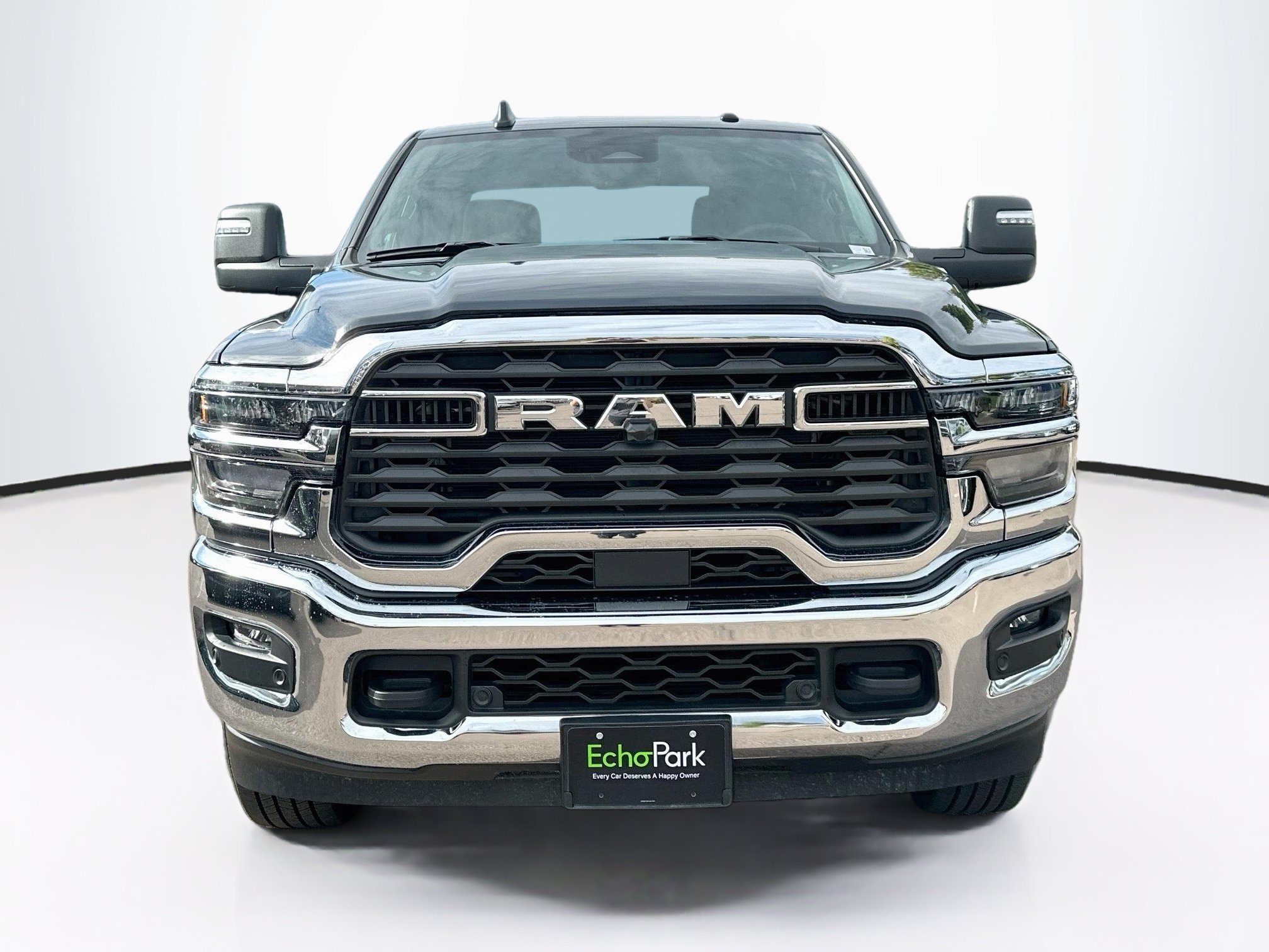 Used 2026 RAM 2500 Big Horn AWD/4WD image 2