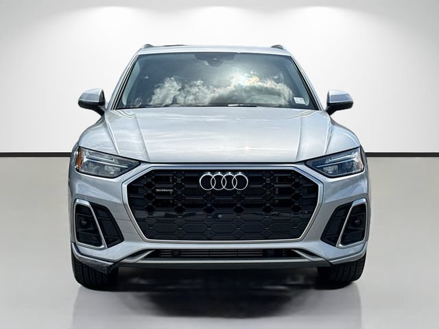Used 2025 Audi Q5 e Premium AWD/4WD image 8