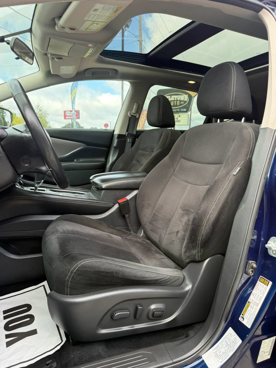 Used 2019 Nissan Murano SV AWD/4WD image 10