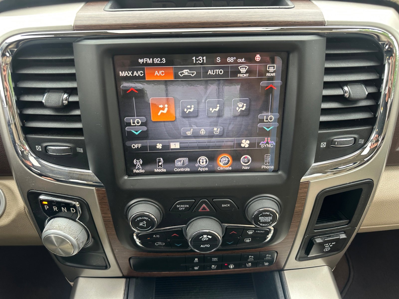 Used 2017 RAM 1500 Laramie w/ Convenience Group RWD image 18