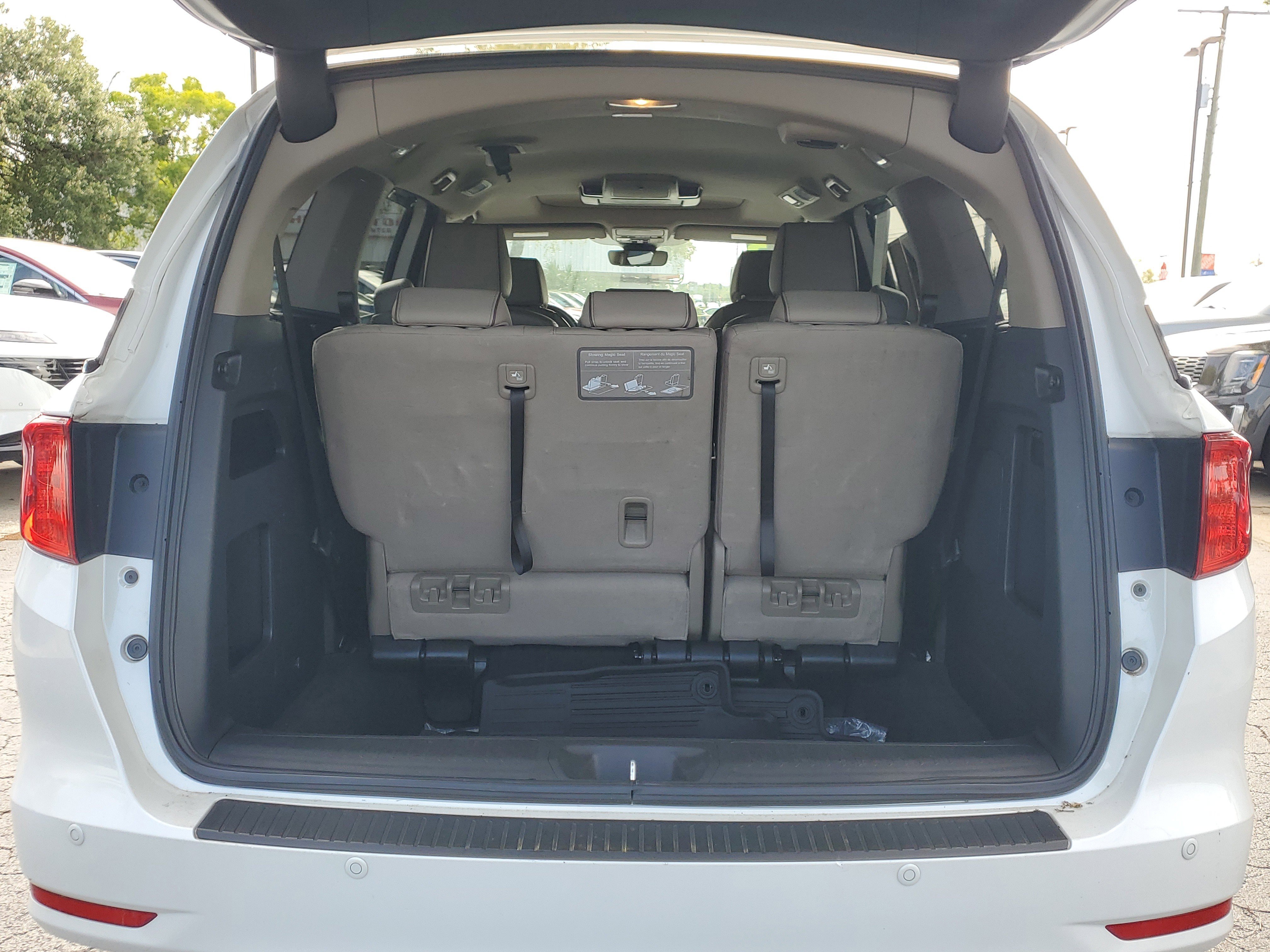 Used 2023 Honda Odyssey Elite image 10