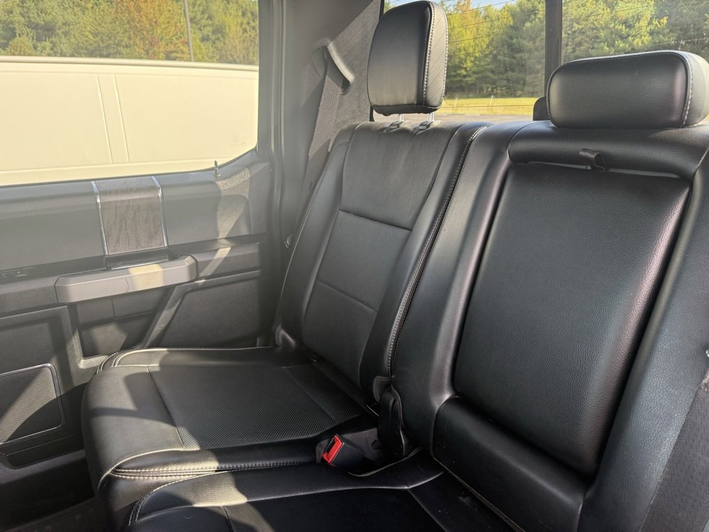Used 2019 Ford F350 Lariat w/ Chrome Package image 14