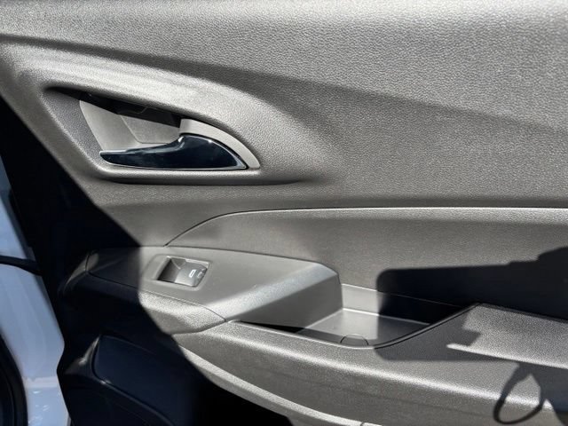 New 2026 Chevrolet Trax LT w/ LT Convenience Package FWD image 19