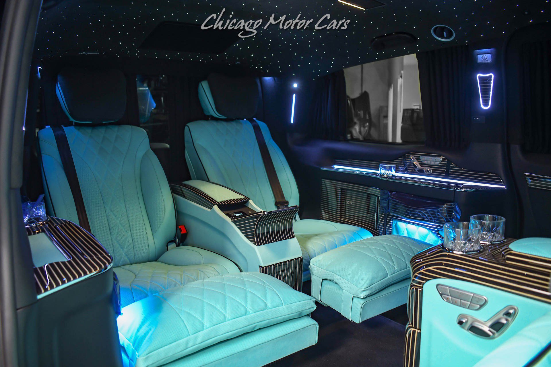 Used 2023 Mercedes-Benz Metris Passenger image 2