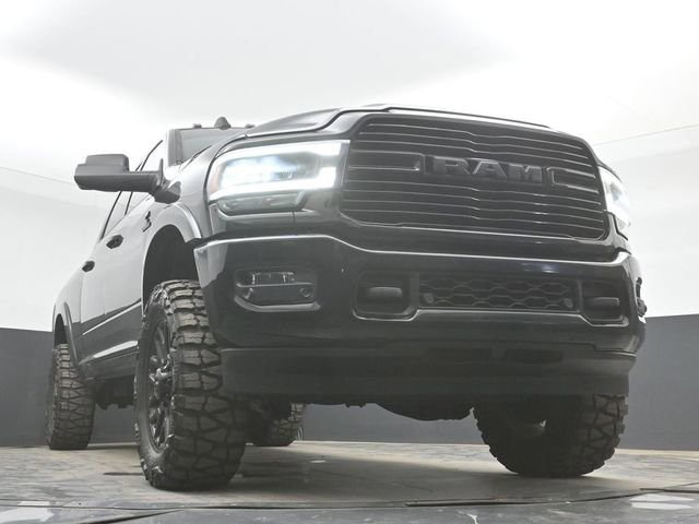 Used 2019 RAM 2500 Laramie w/ Black Appearance Package AWD/4WD image 28